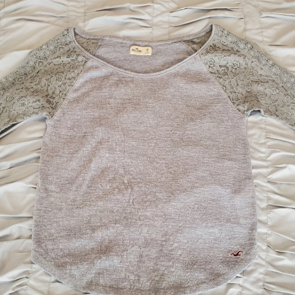 Hollister quarter sleeve